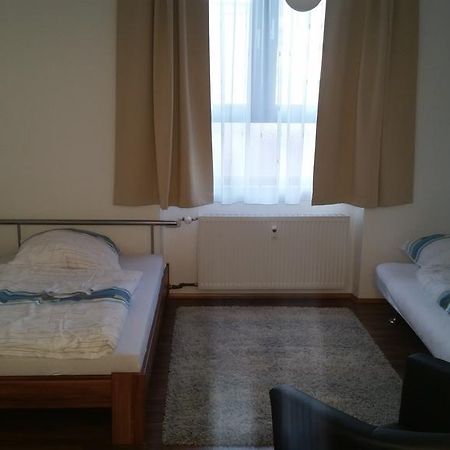 Ferienwohnung Fiwa Fewo-1 Und Fewo-2 Pirmasens Quarto foto