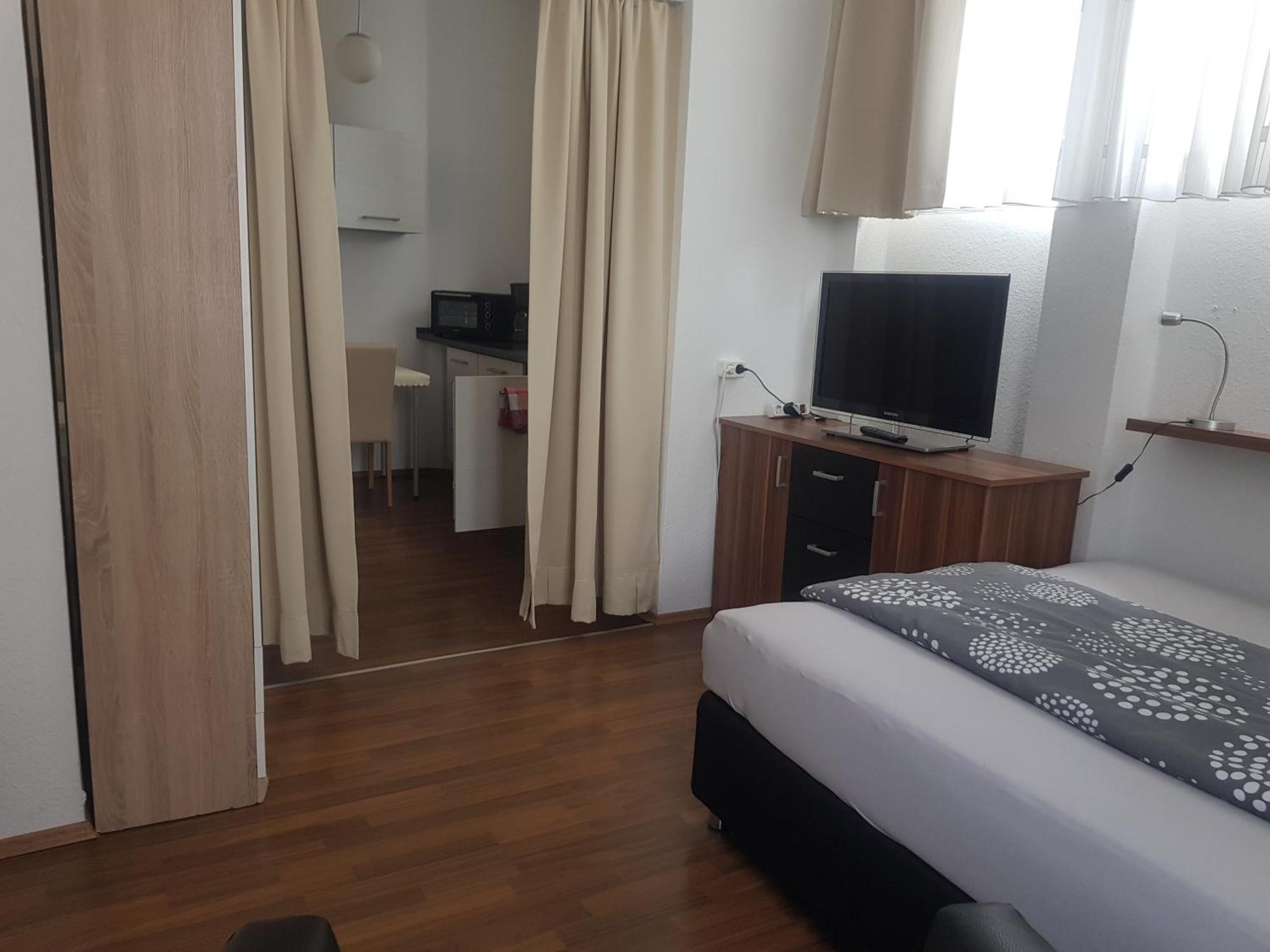 Ferienwohnung Fiwa Fewo-1 Und Fewo-2 Pirmasens Quarto foto